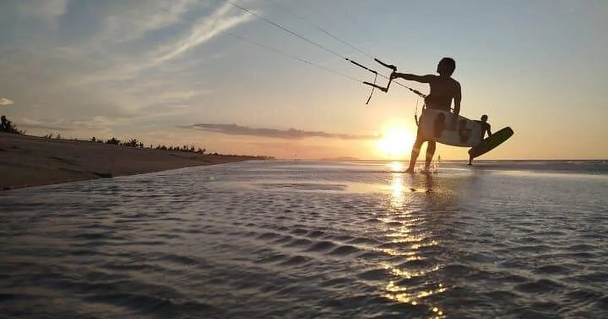 Aprenda kitesurf do jeito certo. — KiteSchool by AYON